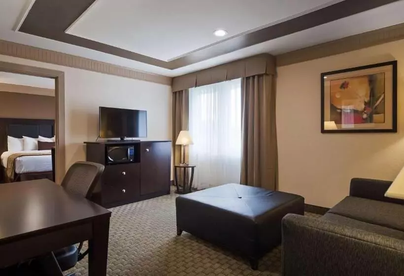 キングサイズベッドのスイートルーム, Best Western Plus Concordville