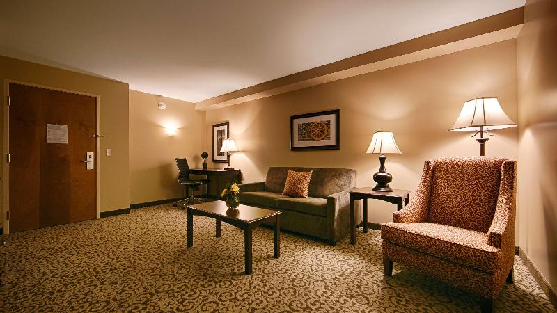 キングサイズベッドのスイートルーム, Best Western Plus Intercourse Village Inn