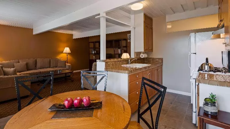 キングサイズベッドのスイートルーム, Best Western Plus Santa Barbara