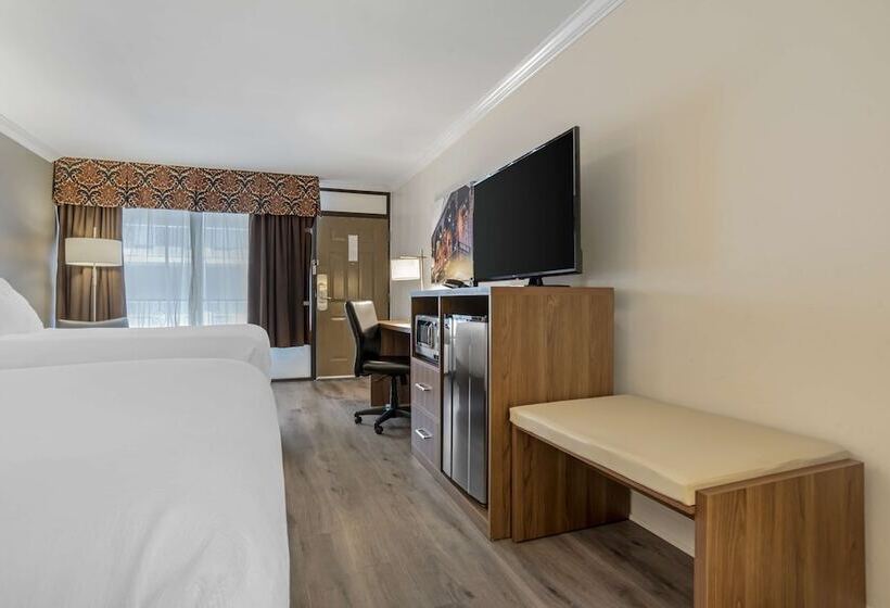 스탠다드 룸 더블 침대 2개, Best Western Plus Westbank