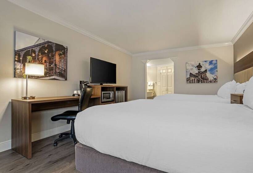 스탠다드 룸 더블 침대 2개, Best Western Plus Westbank