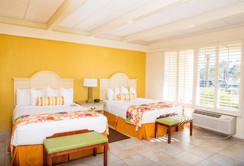 2ダブルベッドのスタンダードルーム, Best Western Plus Yacht Harbor Inn