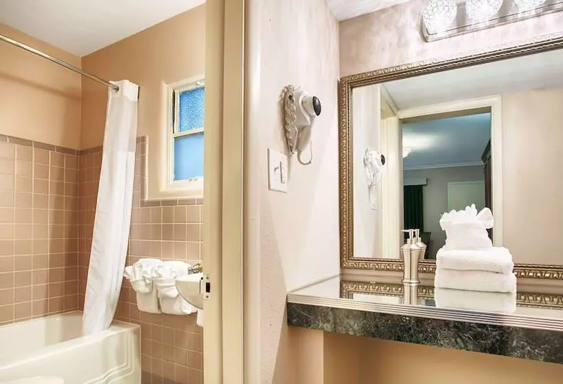 اتاق استاندارد با 2 تخت دوبل, Best Western Route 66 Rail Haven