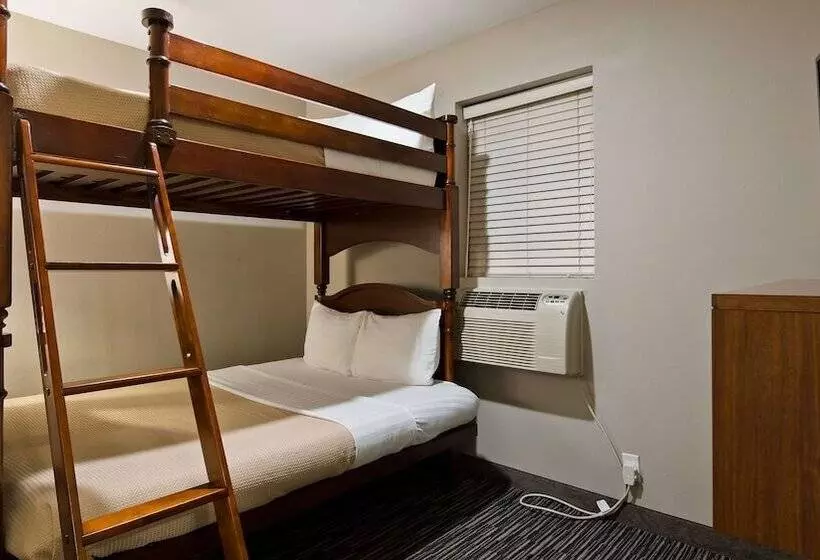 سوییت خانوادگی, Best Western Route 66 Rail Haven