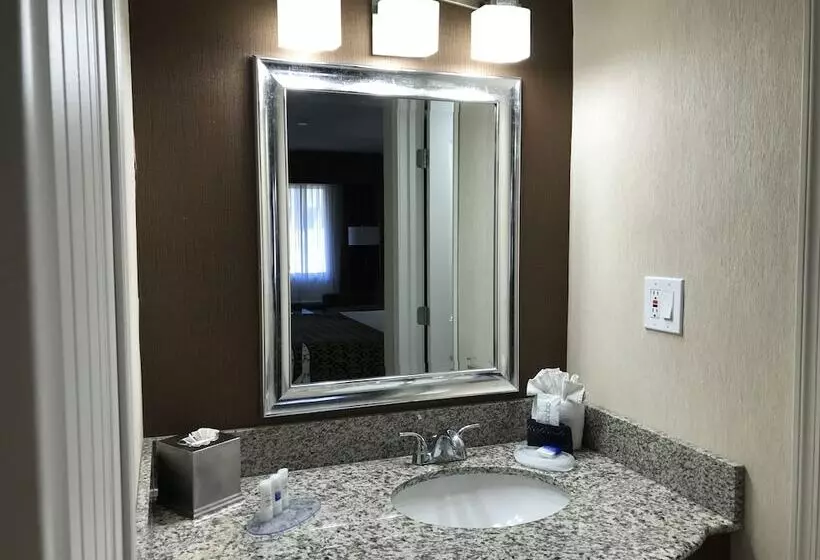 スイート, Best Western Yuma Mall Hotel & Suites