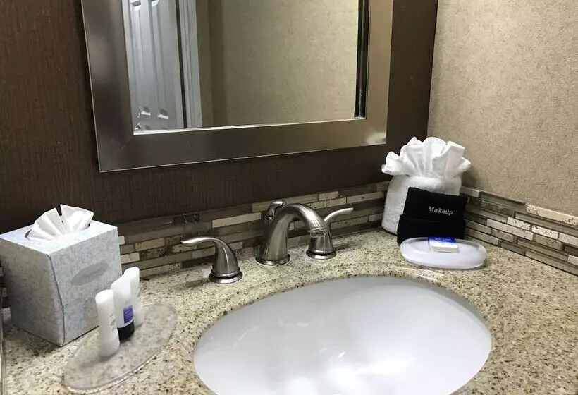 スイート, Best Western Yuma Mall Hotel & Suites