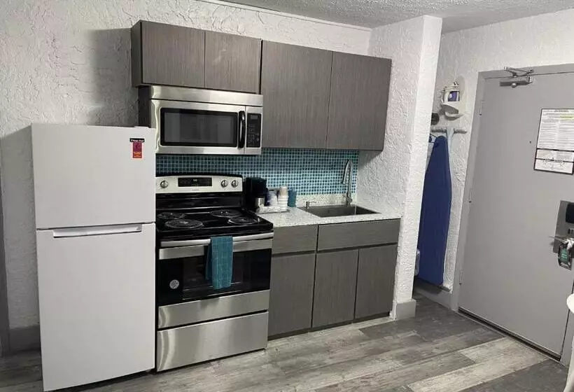 اتاق لوکس با تخت دو نفره بزرگ, Casa Loma Panama City Beach   Beachfront