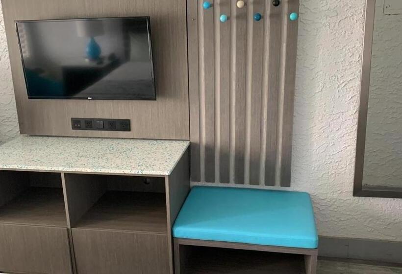 キングサイドベッドのスタンダードワンルーム, Casa Loma Panama City Beach   Beachfront