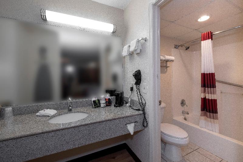 اتاق لوکس, Red Roof Inn Dothan