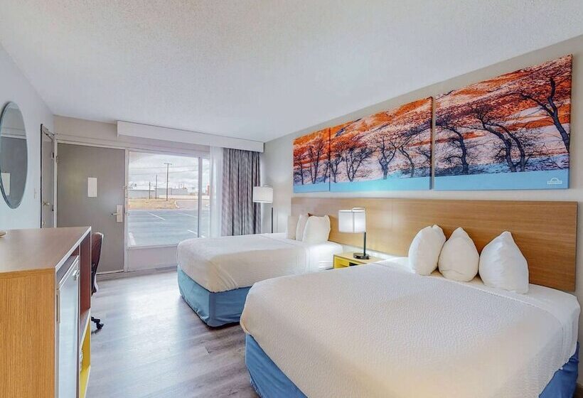 Номер Стандарт 2 Двуспальные Кровати, Days Inn By Wyndham Socorro