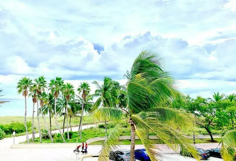 اتاق استاندارد با 2 تخت دوبل, Broadmore Miami Beach
