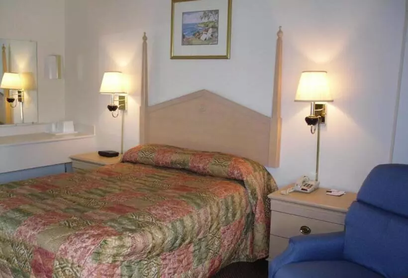 キングサイズベッドのスタンダードルーム, The Hastings Inn Parsons