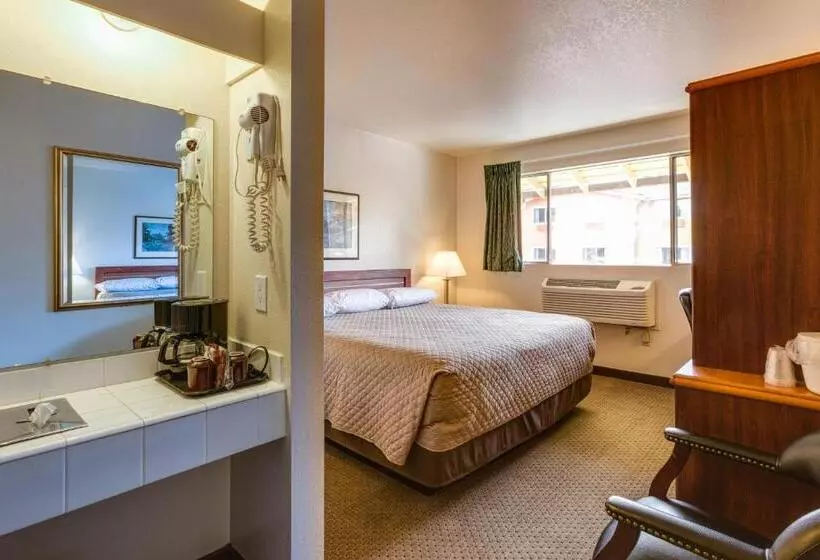 اتاق استاندارد با تخت بزرگ, Coachman Inn