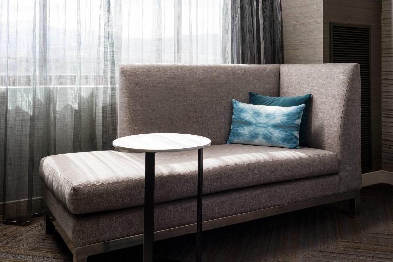 غرفة قياسية مطلة على الجبل, Colorado Springs Marriott