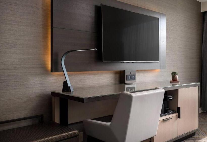 غرفة قياسية سرير كينج, Colorado Springs Marriott