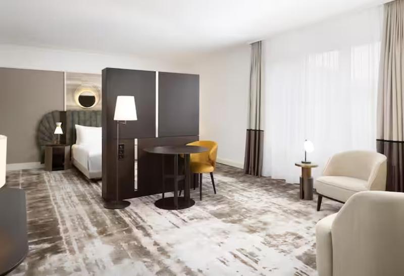 キングサイズベッドのスタンダードルーム, Magnuson  East Sandusky