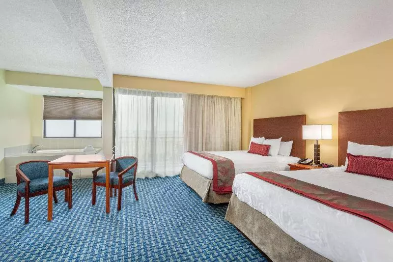 اتاق استاندارد, Ramada Plaza By Wyndham Virginia Beach Oceanfront