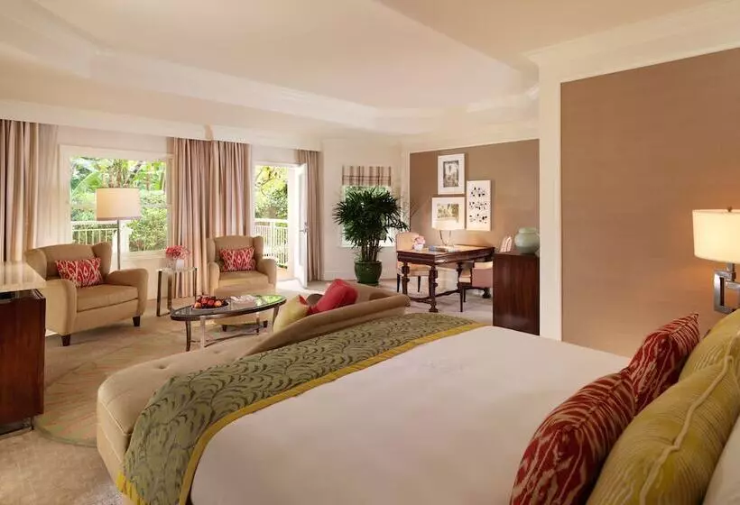 インサイドジュニアスイート, The Beverly Hills Hotel   Dorchester Collection
