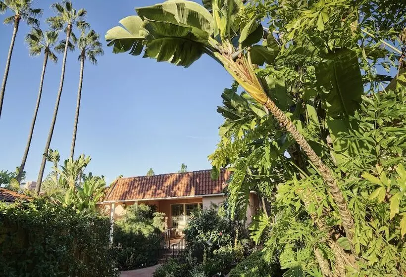 Standard-bungalow, The Beverly Hills Hotel   Dorchester Collection