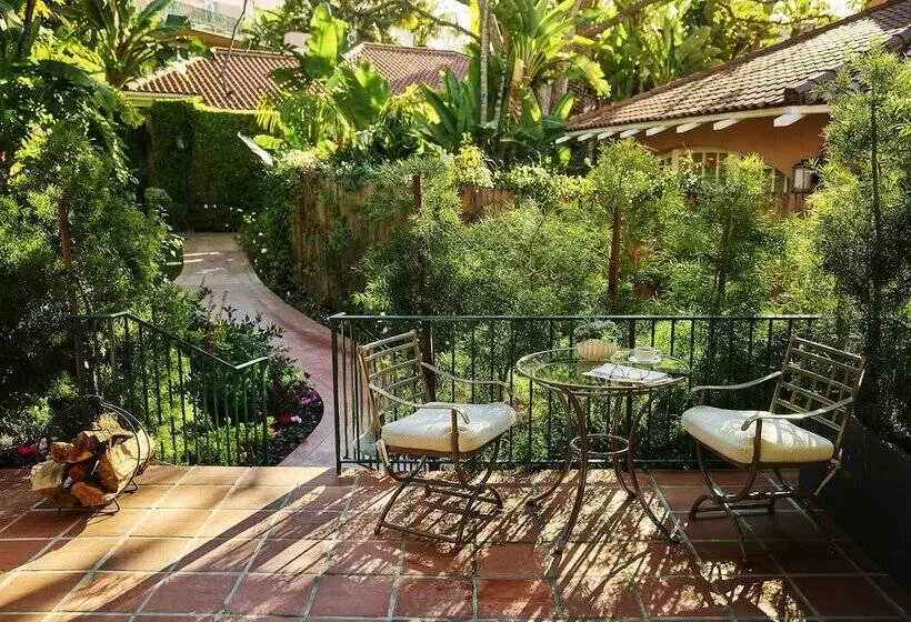 Standard-bungalow, The Beverly Hills Hotel   Dorchester Collection