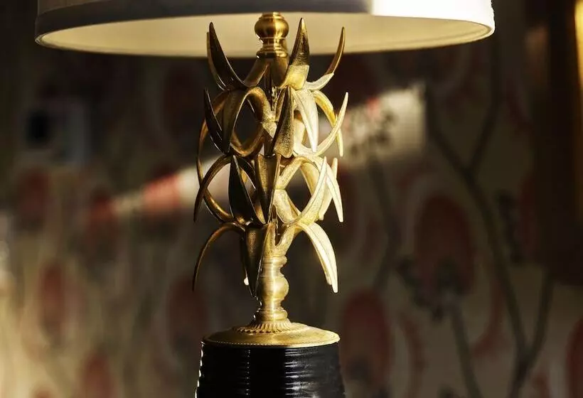 Standard-bungalow, The Beverly Hills Hotel   Dorchester Collection