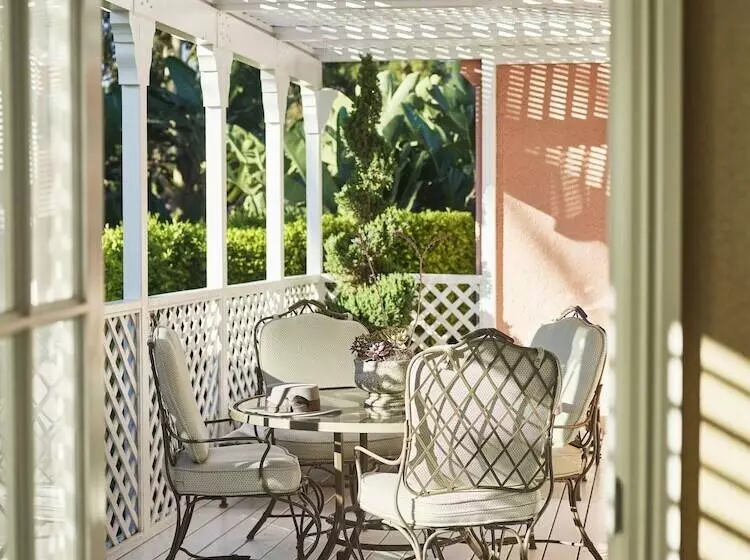 Standard-bungalow, The Beverly Hills Hotel   Dorchester Collection