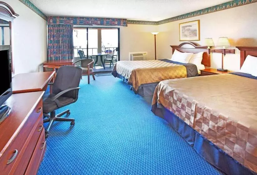 اتاق استاندارد, Travelodge By Wyndham Ocean Front