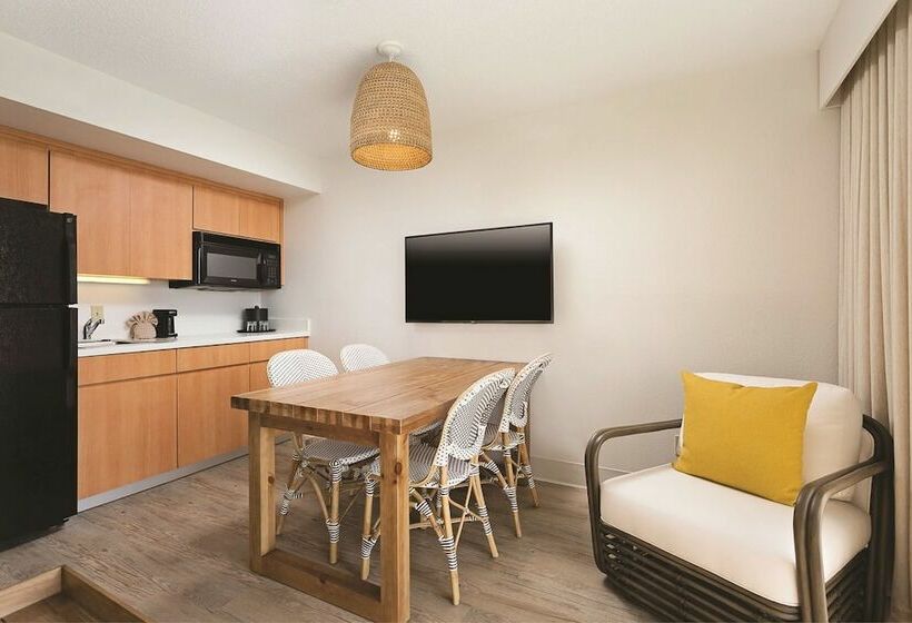 جناح مطلّ علي البحر, Sirata Beach Resort