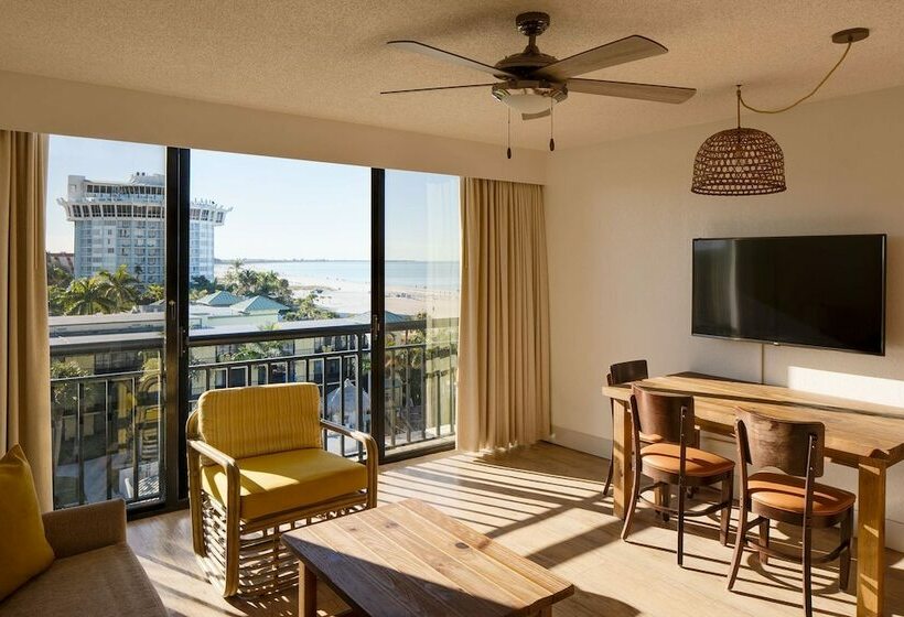 جناح مطلّ علي البحر, Sirata Beach Resort