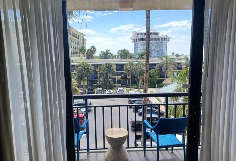 جناح سرير كينج, Sirata Beach Resort