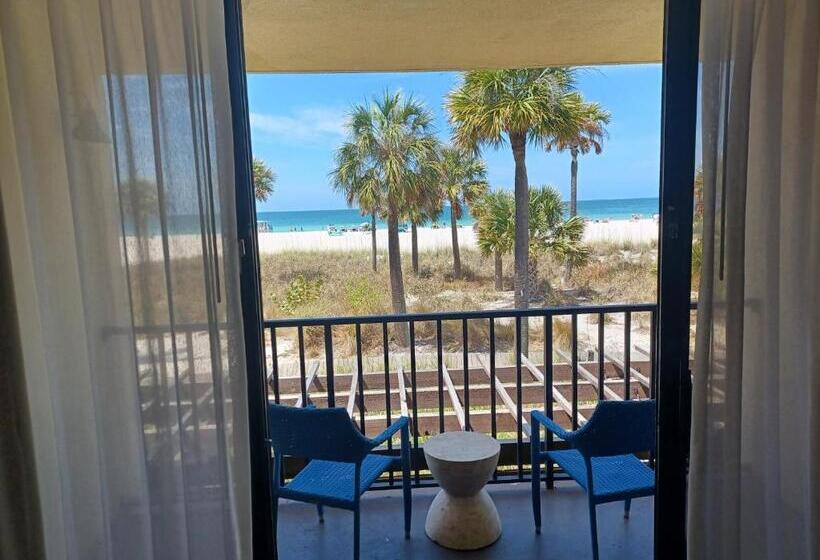 스탠다드 룸 킹사이즈 침대, Sirata Beach Resort