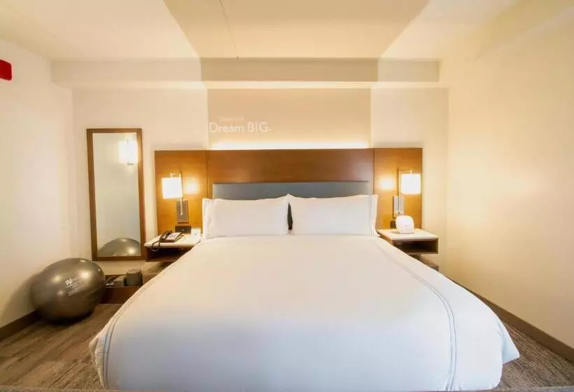 اتاق استاندارد با تخت بزرگ, Even Hotel Manchester Airport, An Ihg