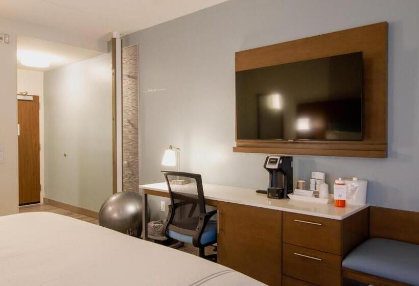 اتاق استاندارد با تخت بزرگ برای معلولان, Even Hotel Manchester Airport, An Ihg