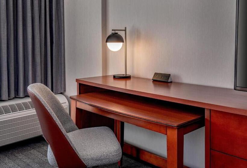스탠다드 룸 킹사이즈 침대, Courtyard By Marriott Boston Andover