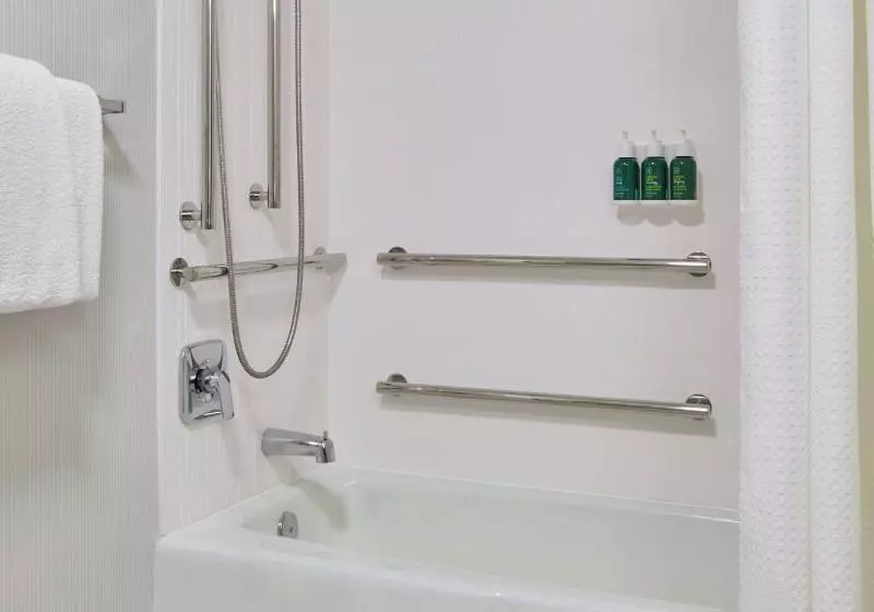 キングサイズベッドのスタンダードルーム, Courtyard By Marriott Indianapolis Castleton