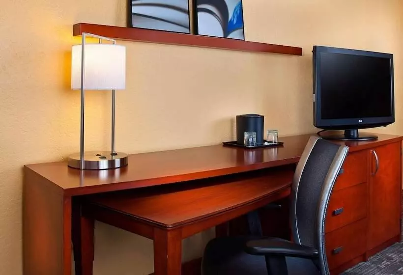 اتاق استاندارد با 2 تخت دوبل, Courtyard By Marriott Miami Airport West Doral