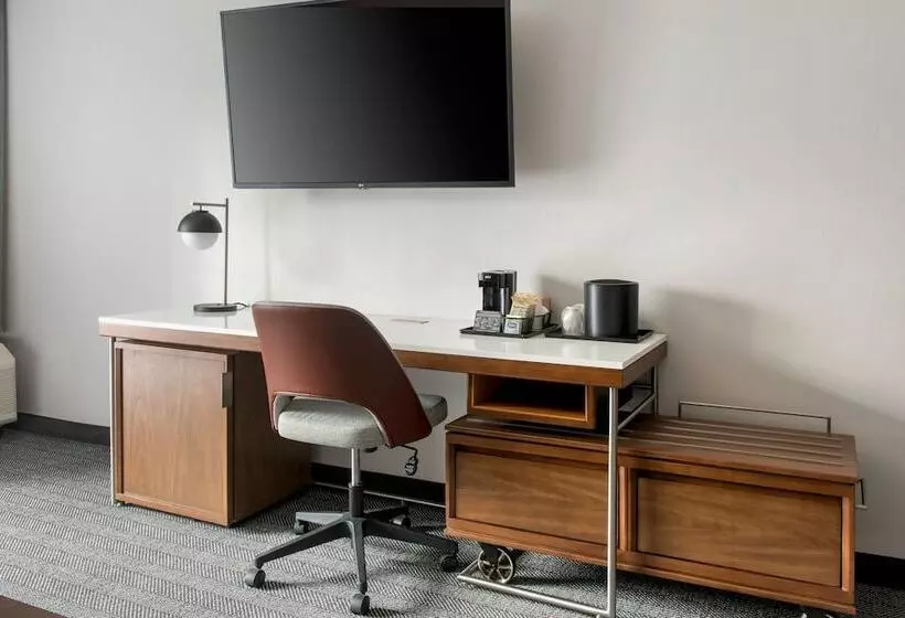 身障者適用スイートルーム, Courtyard By Marriott Rye