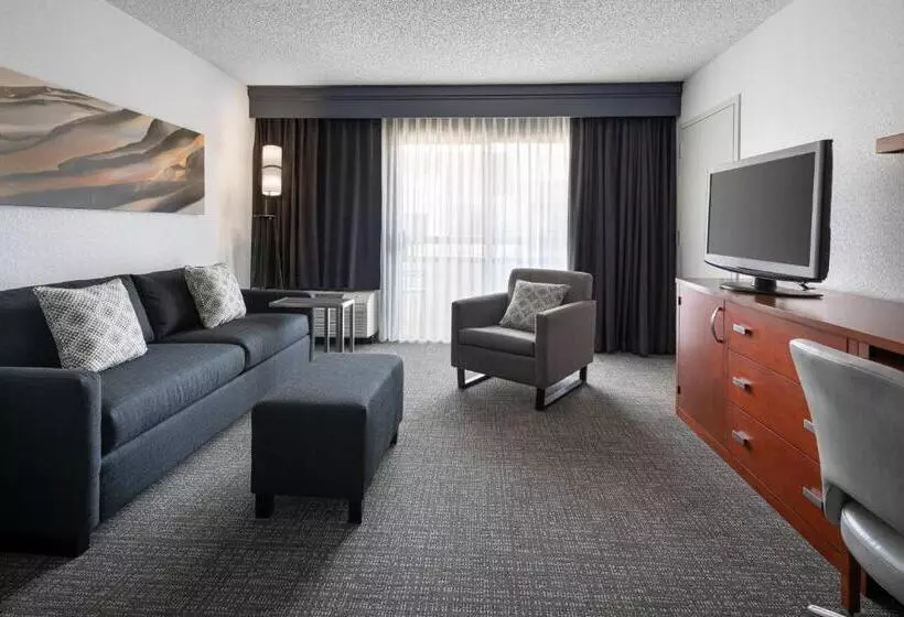 سوئیت با تخت بزرگ, Courtyard Sacramento Rancho Cordova