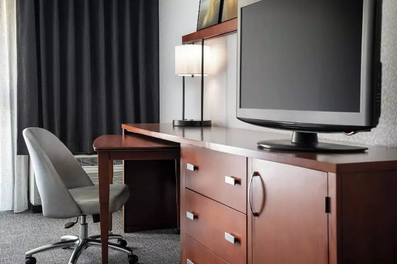 اتاق استاندارد با تخت بزرگ, Courtyard Sacramento Rancho Cordova