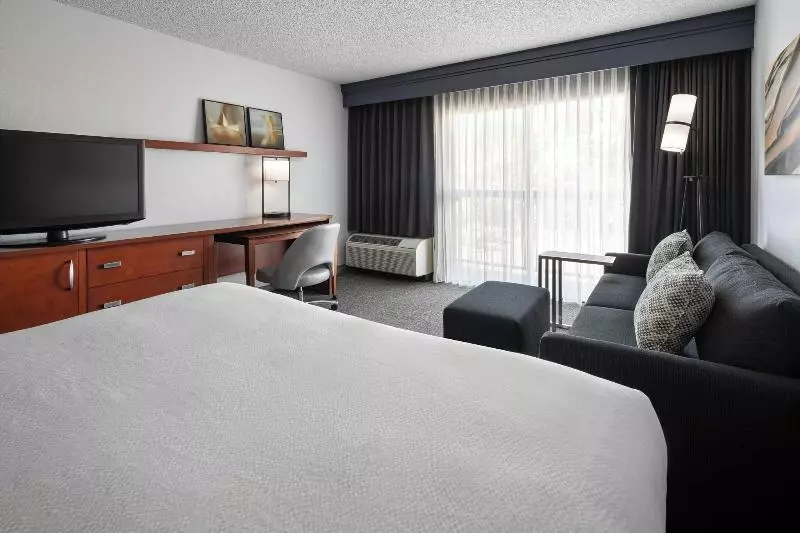 اتاق استاندارد با تخت بزرگ, Courtyard Sacramento Rancho Cordova