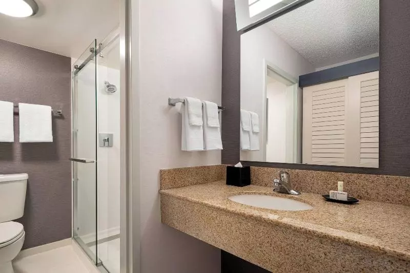 سوییت, Courtyard Sacramento Rancho Cordova