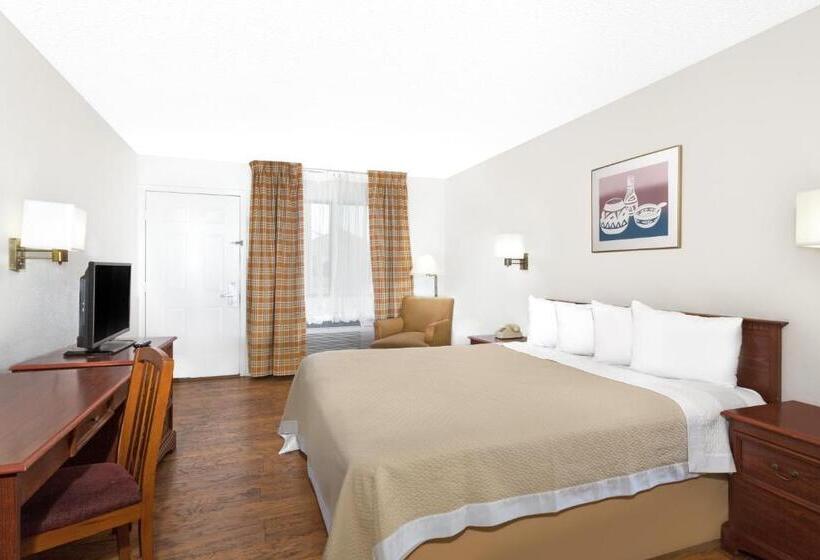 스탠다드 룸 킹사이즈 침대, Days Inn By Wyndham Kingman West