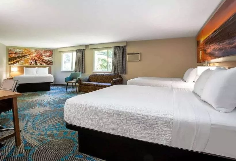 استودیوی استاندارد, Days Inn By Wyndham Marquette