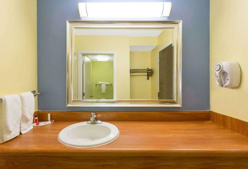 اتاق استاندارد, Days Inn By Wyndham Raleighairportresearch Triangle Park