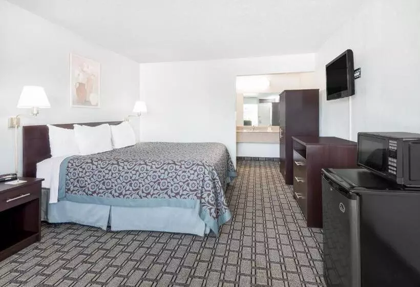 Standard-huone King-vuode, Days Inn By Wyndham St Clairsville