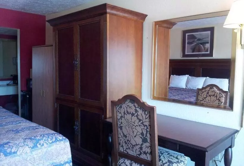 キングサイズベッドのスタンダードルーム, Garden Inn And Extended Stay