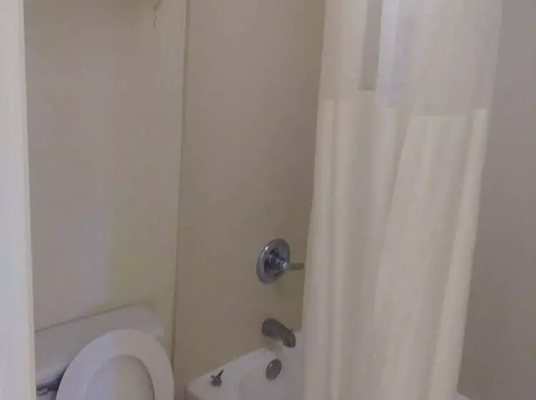２ダブルベッドのスタンダードルーム, Knights Inn San Antonio Near Frost Bank Center