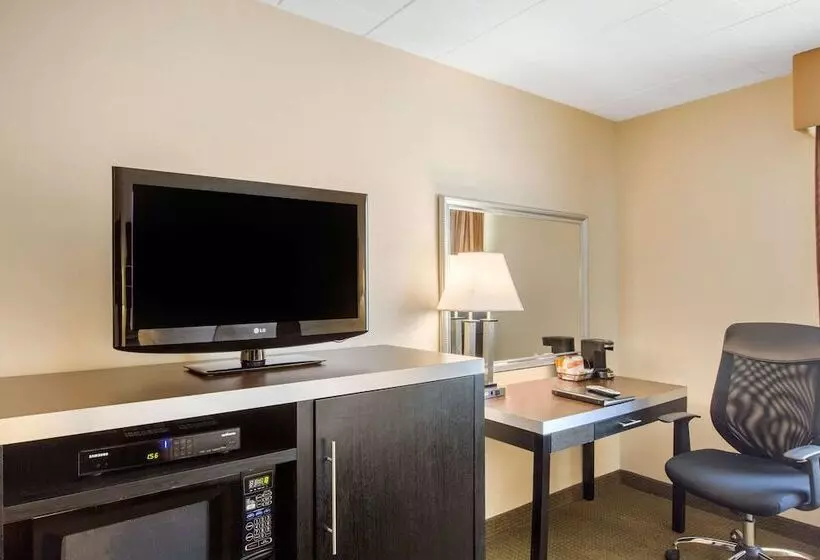 ２ダブルベッドのスタンダードルーム, Quality Inn Ledgewood  Dover