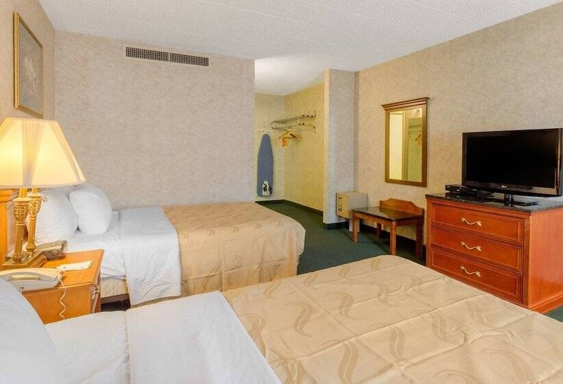 2ダブルベッドのスタンダードルーム, Quality Inn Ledgewood Dover