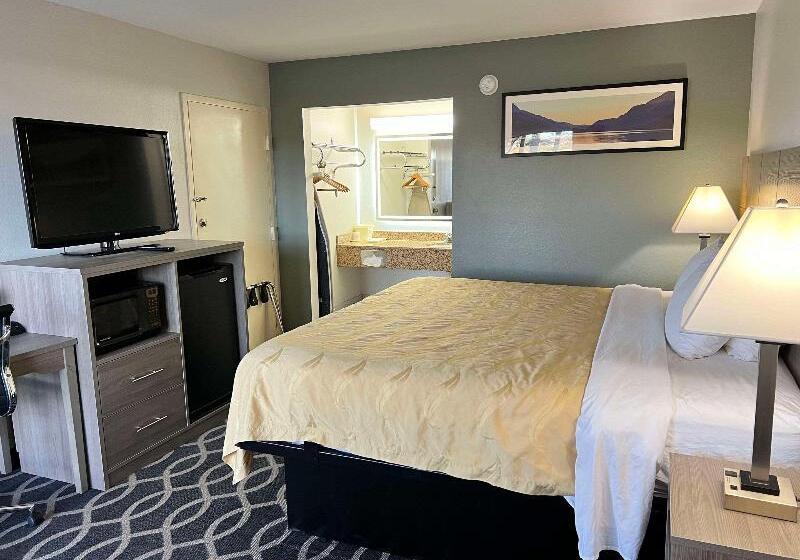 キングサイズベッドのスタンダードルーム, Quality Inn Manning I95